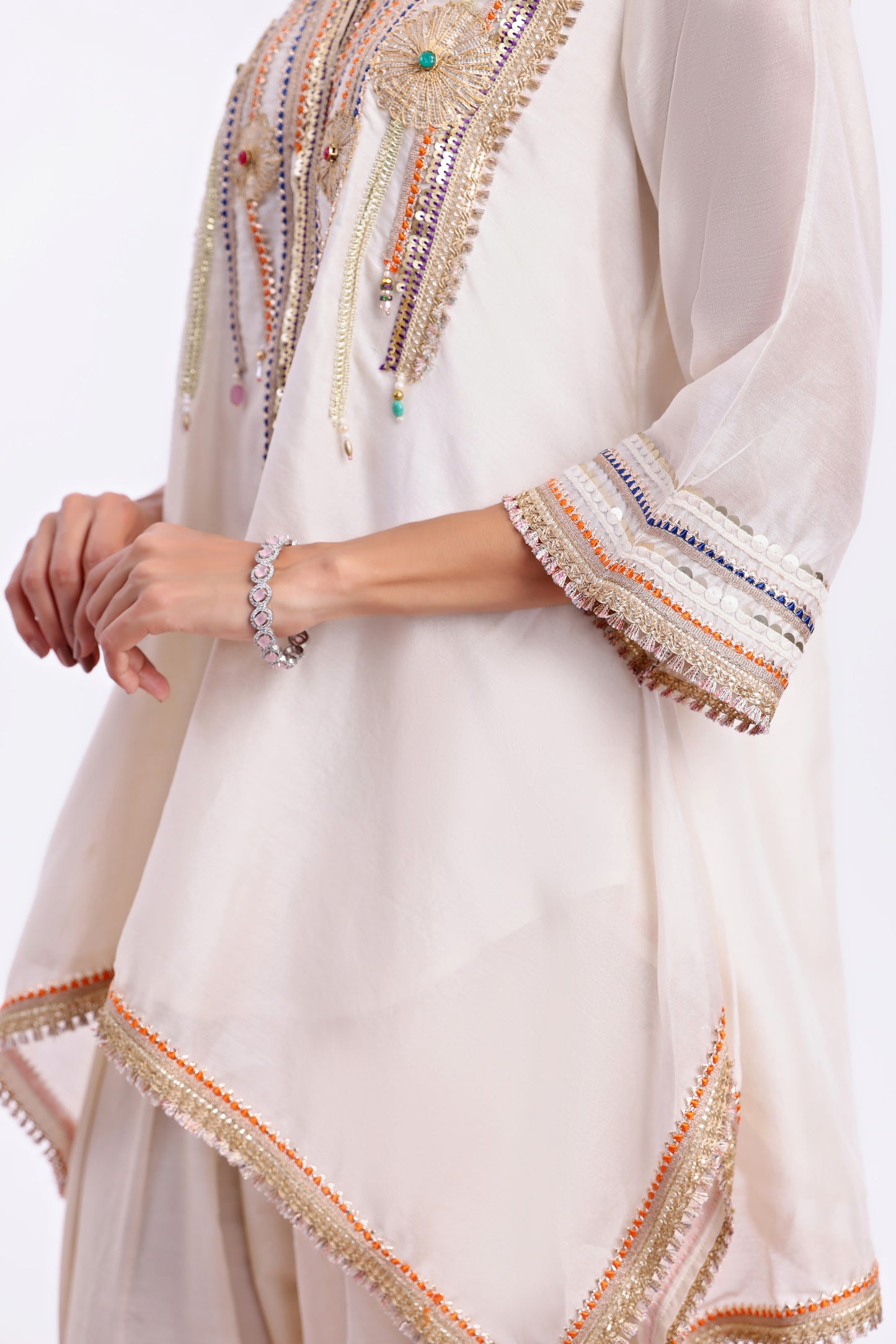 Asymmetrical short length shirt with narrow salwar