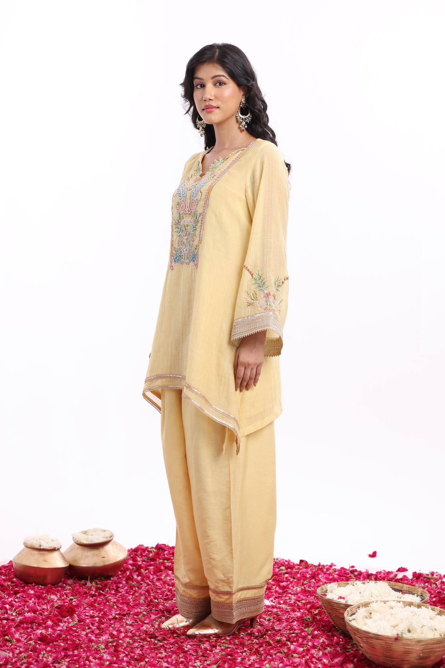 U Cut short length shirt, with Farsi salwar