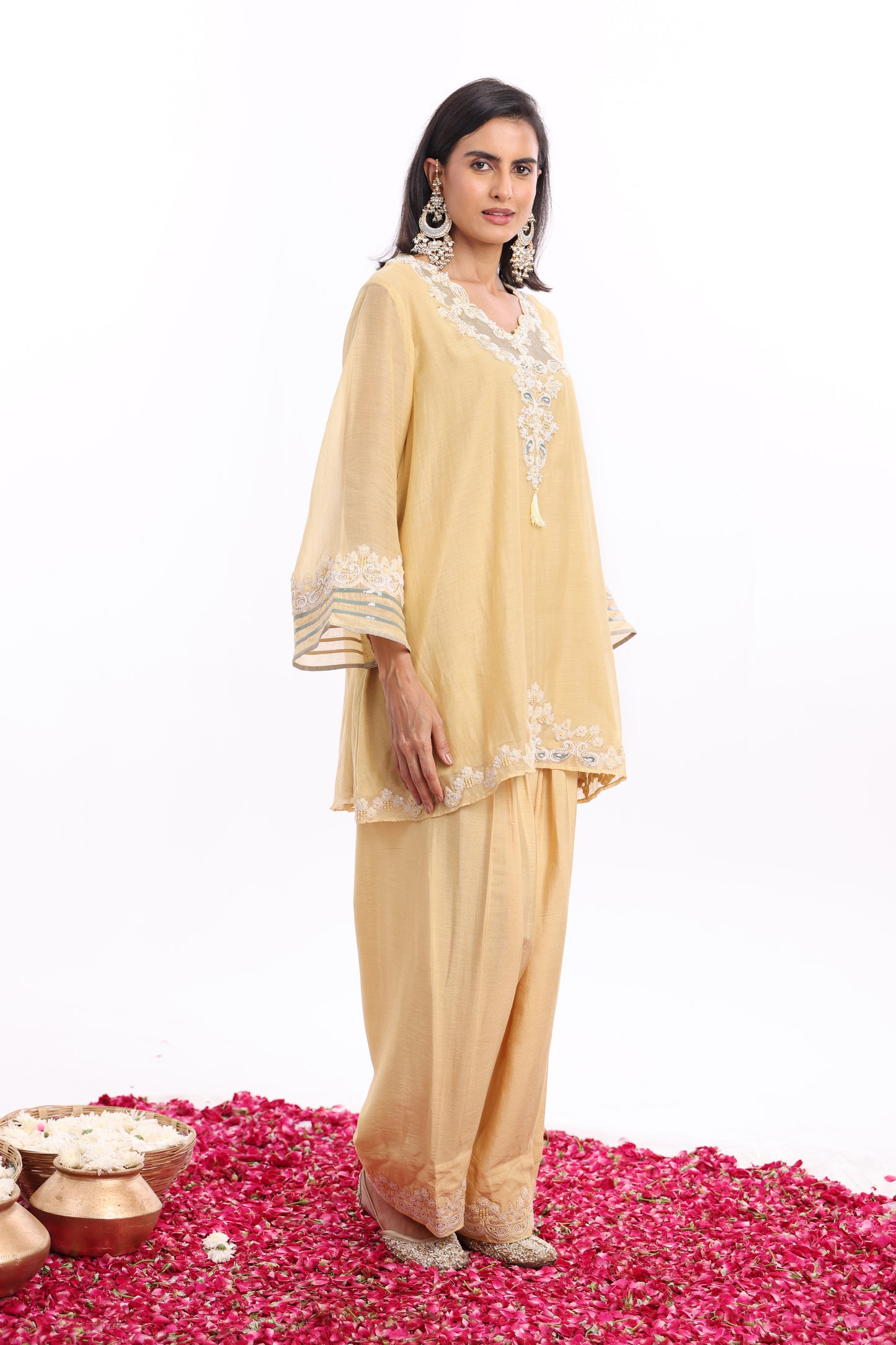 Straight short length shirt, Dupatta with Farsi salwar