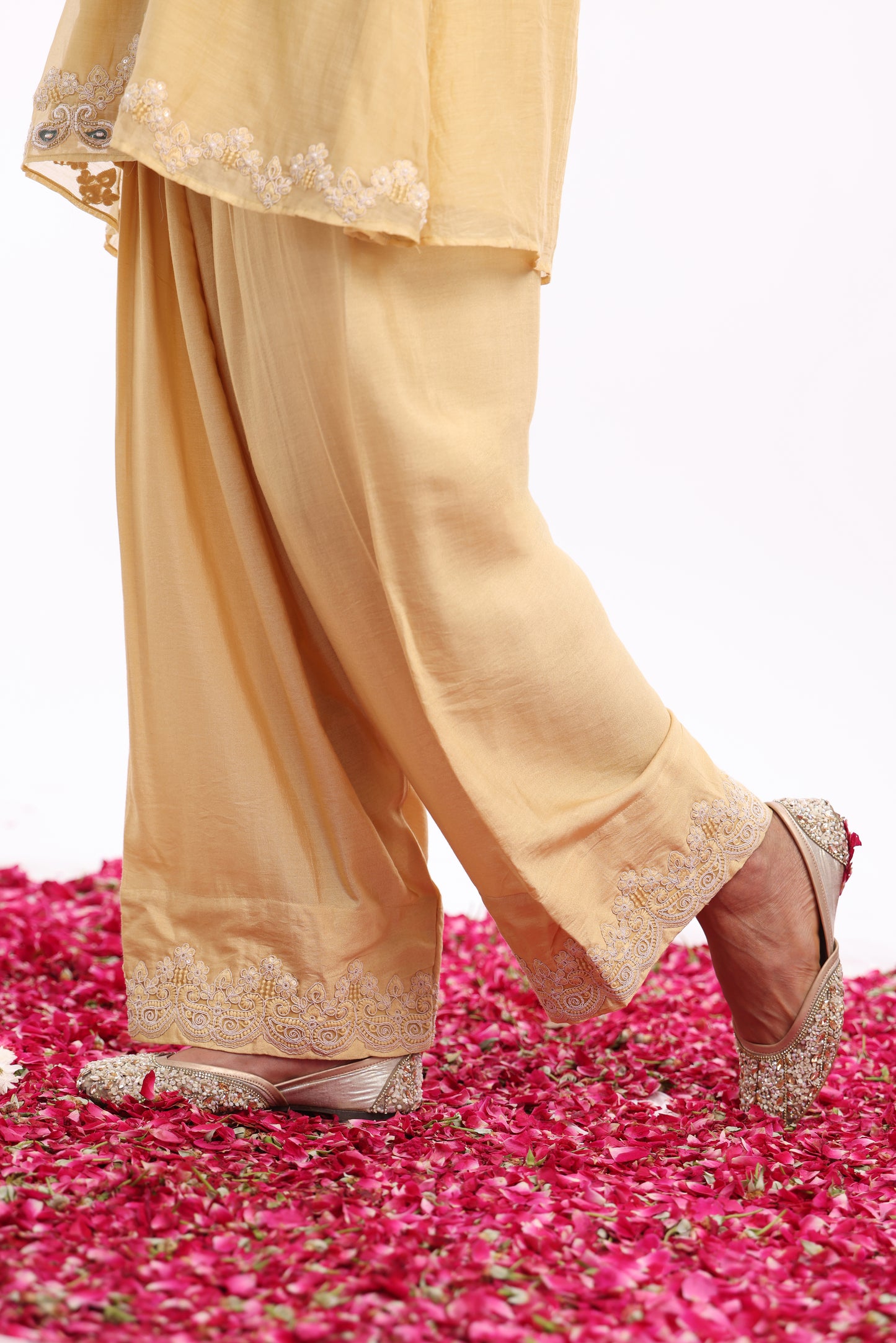 Straight short length shirt, Dupatta with Farsi salwar