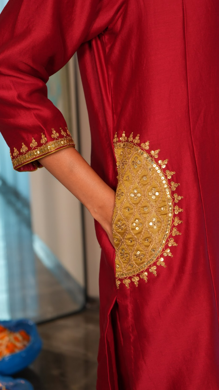 Red chanderi suit with pockets