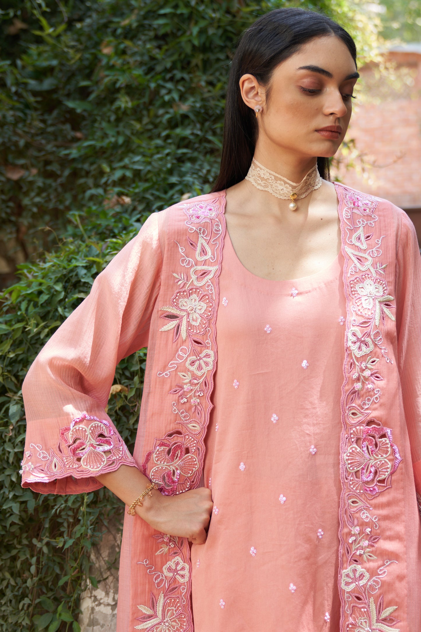 Blossom Cape Farshi Set