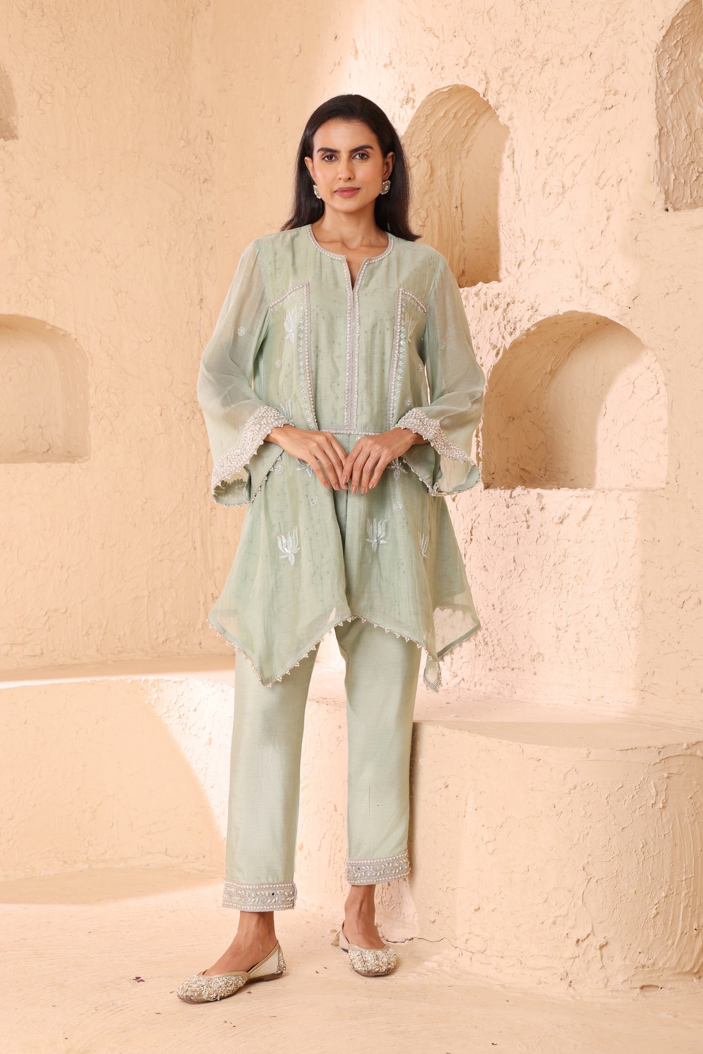 Asymmetrical short length shirt with narrow salwar