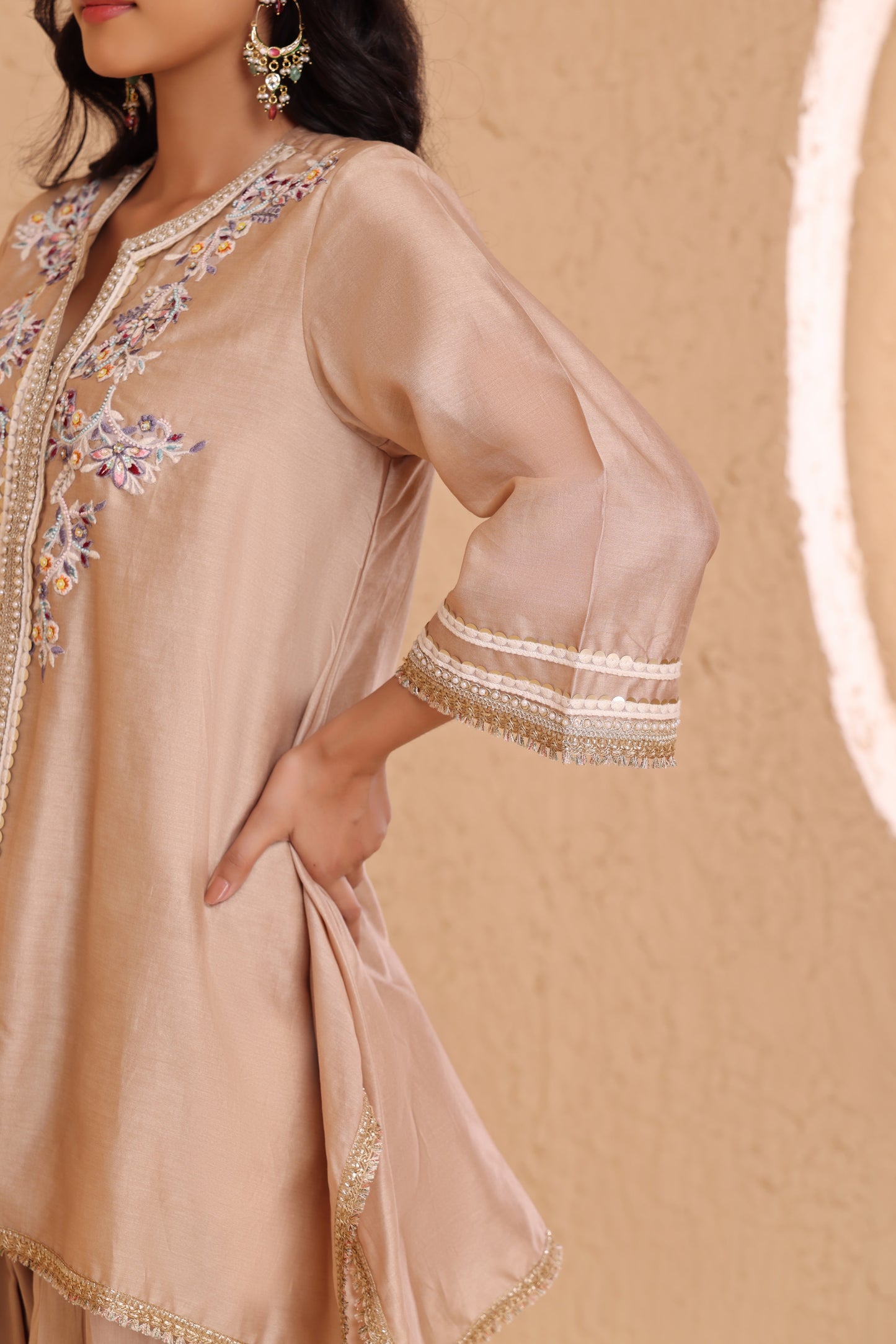 Asymmetrical short length shirt with narrow salwar