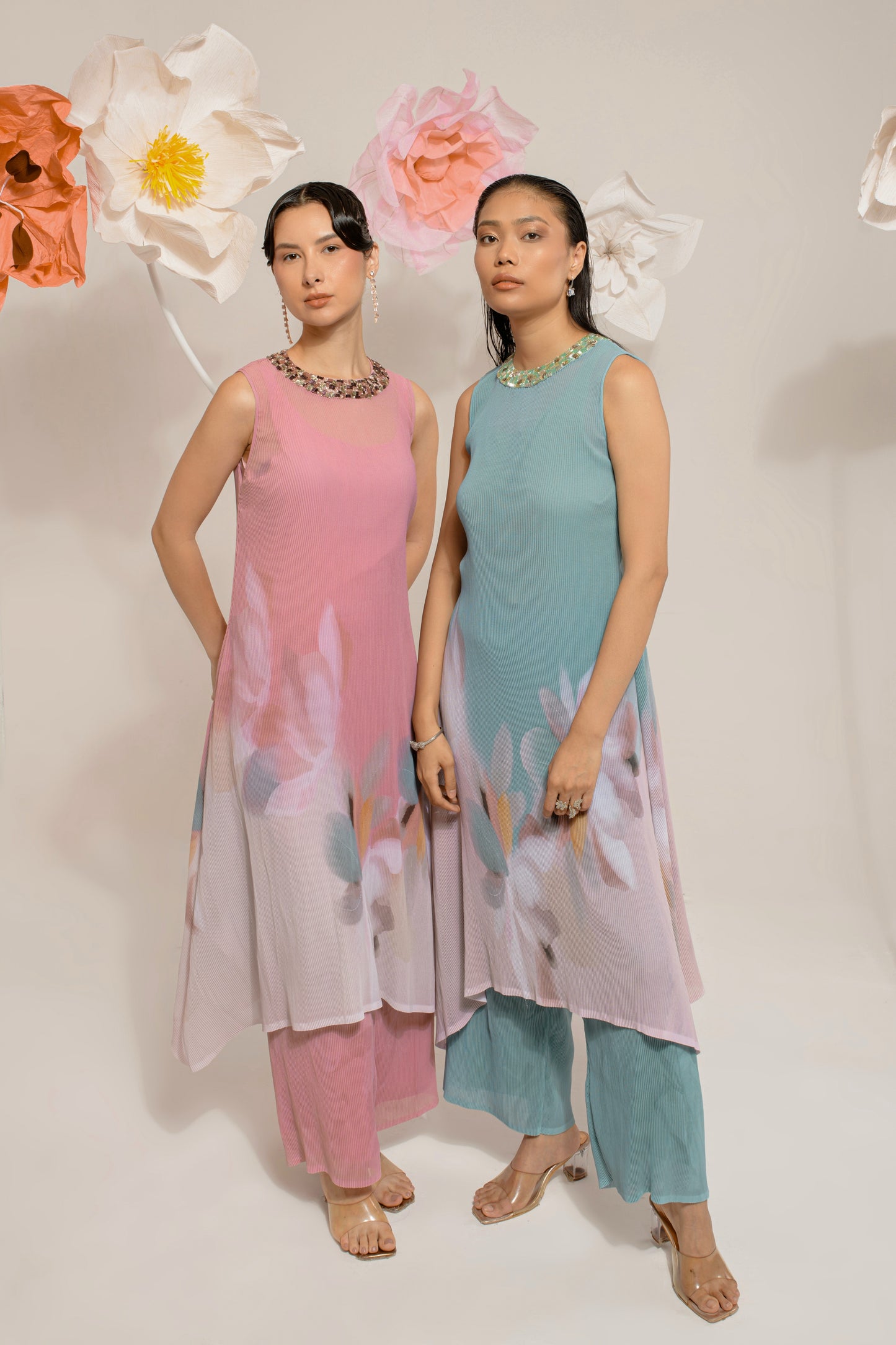 Beads Embroidered Neck Kurta with Pant