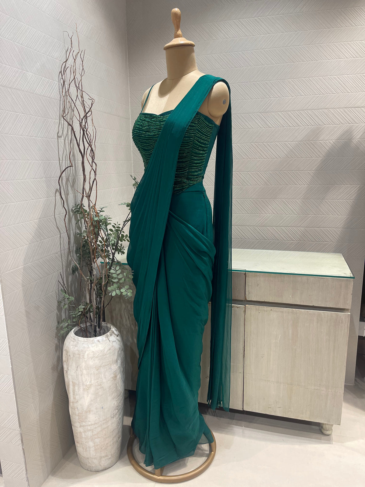 Pre Draped Organza Saree Pleats