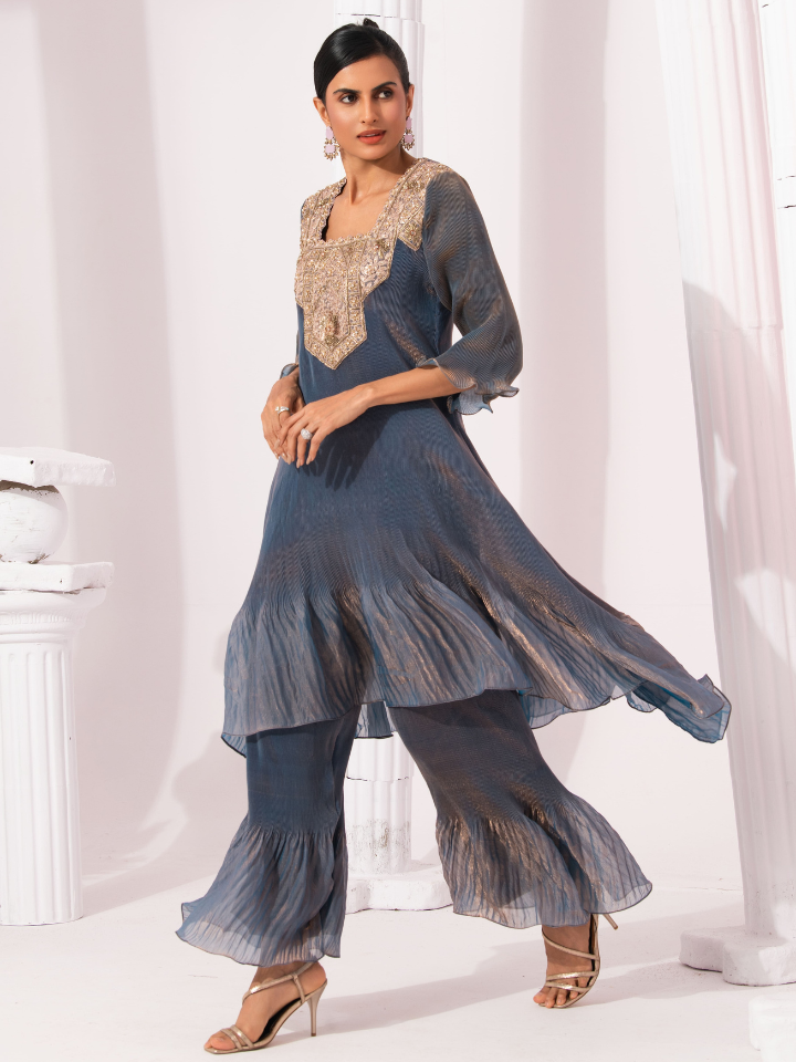 Mahira Embellished Kurta Set
