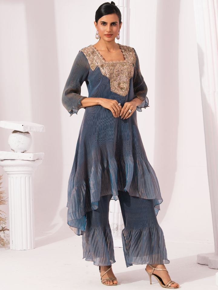 Mahira Embellished Kurta Set