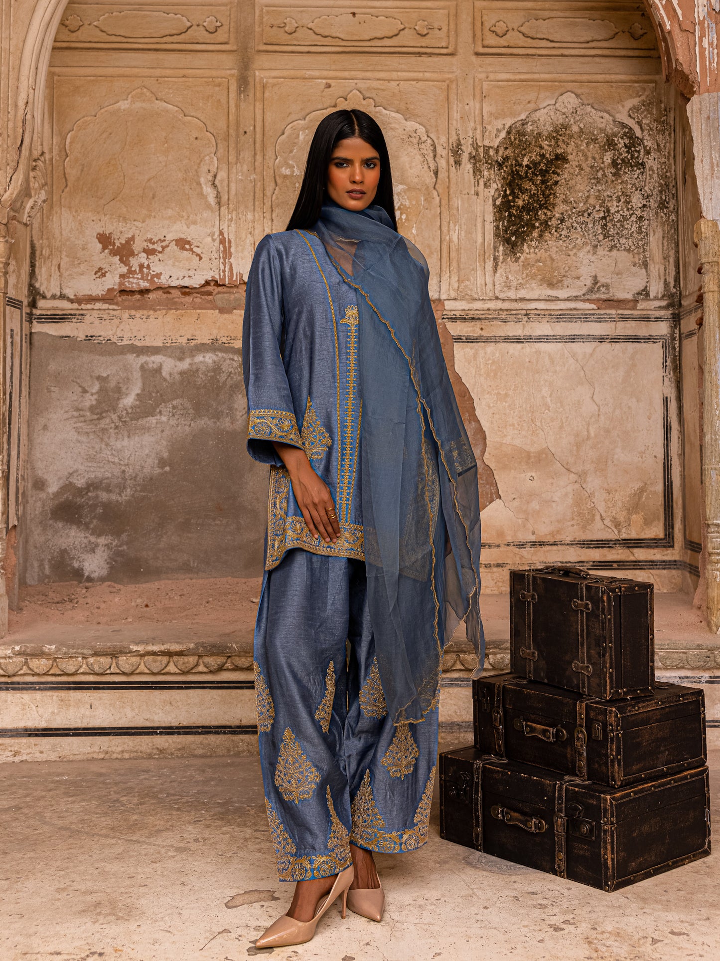 Chambray Farshi Silk Set with Dupatta