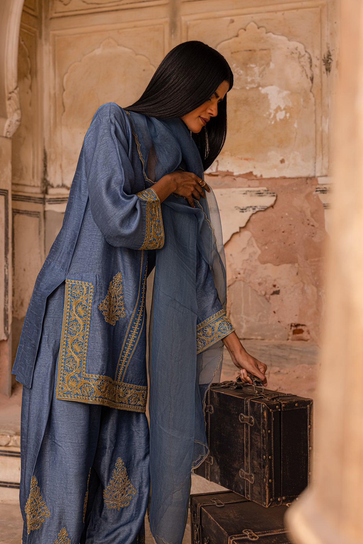 Chambray Farshi Silk Set with Dupatta