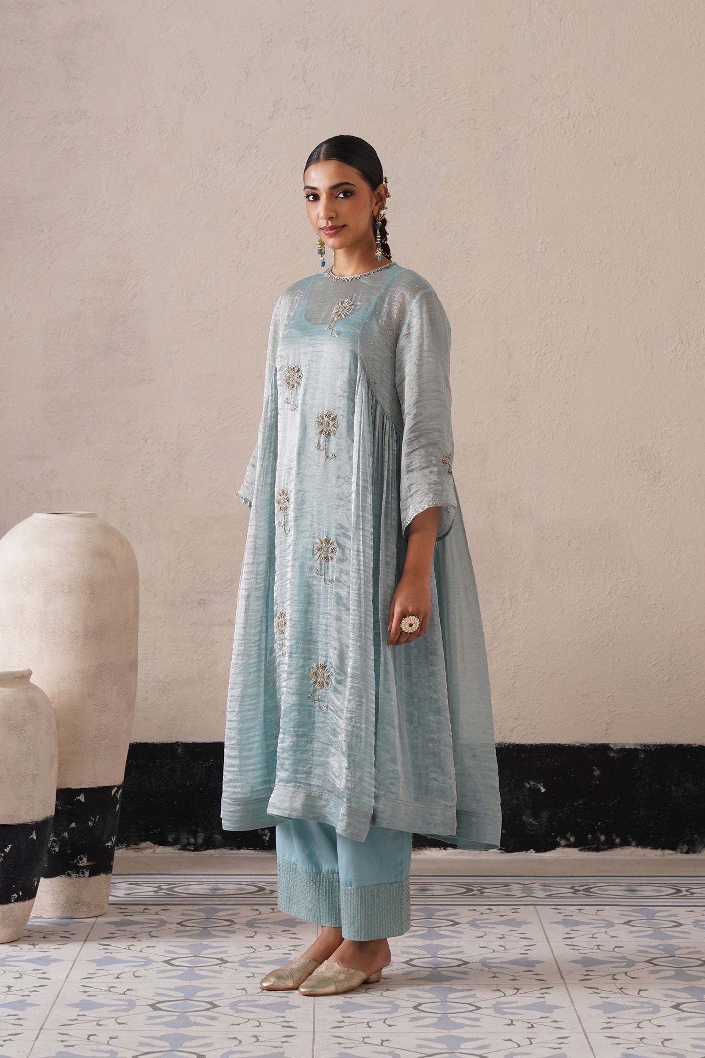 Curve Panel Kurta Set