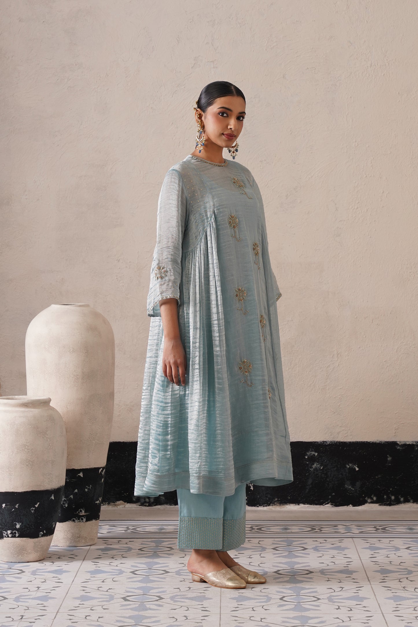 Curve Panel Kurta Set