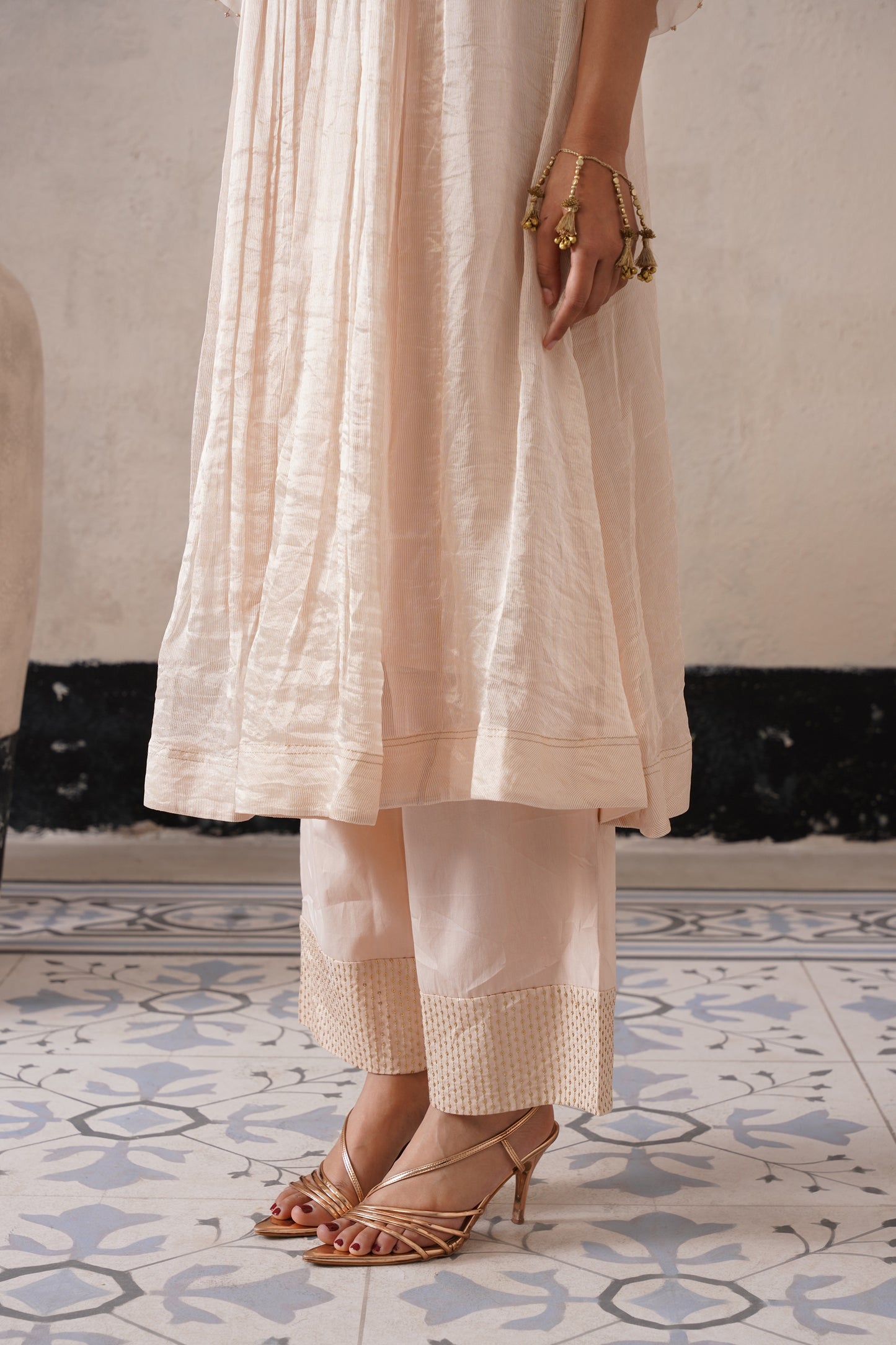 Aafreen Gathered Kurta Set