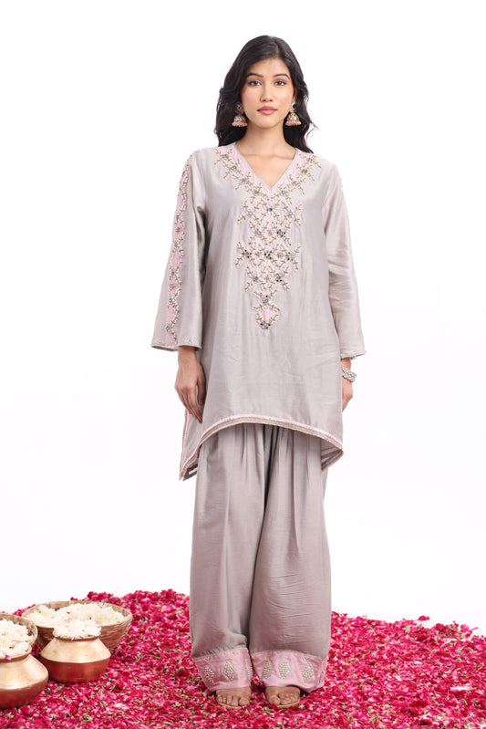 U Cut short length shirt, with Farsi salwar