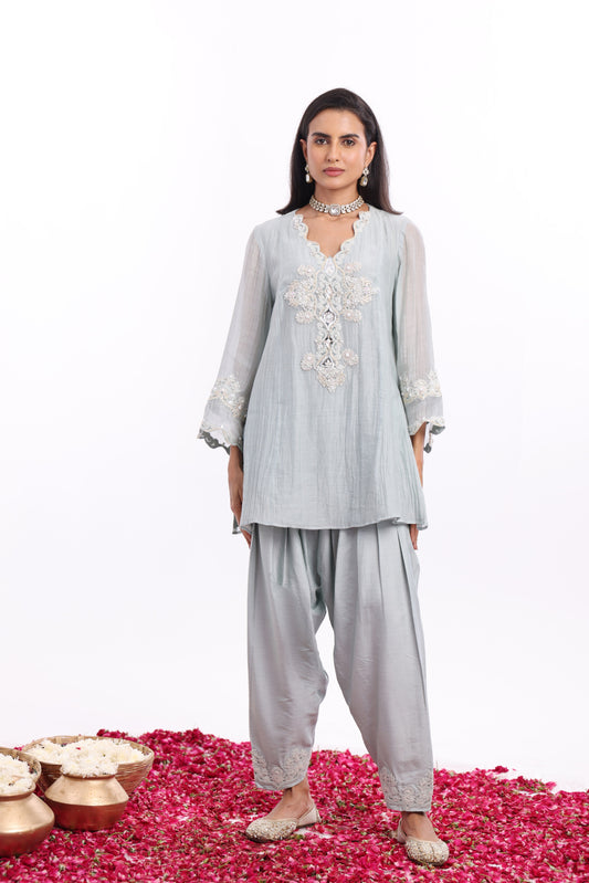 Straight short length shirt with Narrow salwar