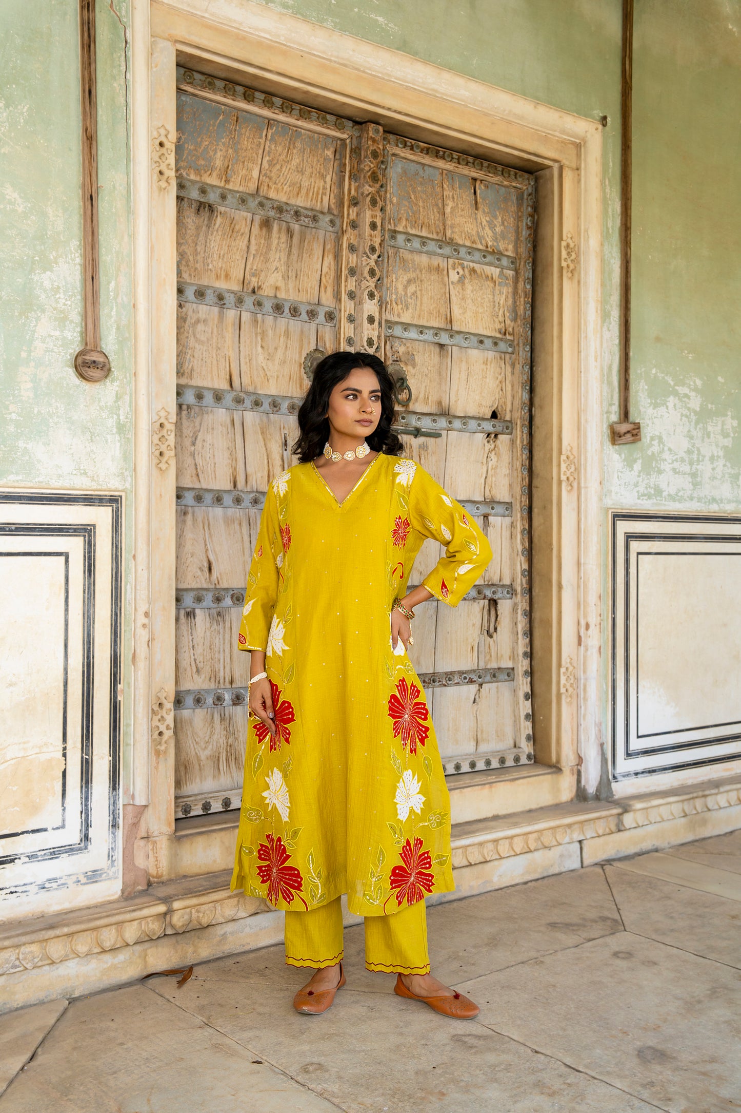 Yellow Mul Chanderi set with Applique work