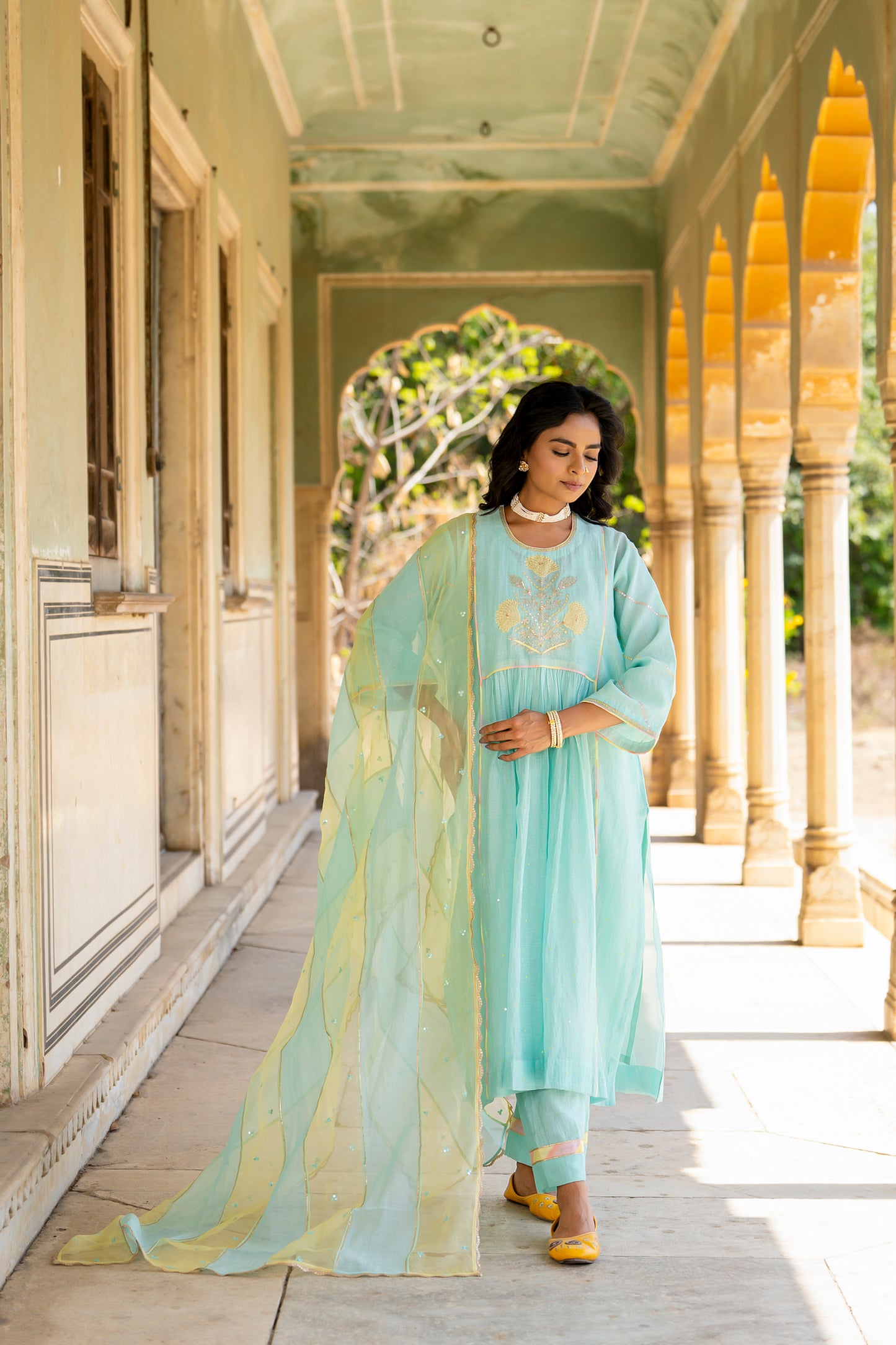 Light blue Mul Chanderi Kurta Set with Flower Motif Yoke
