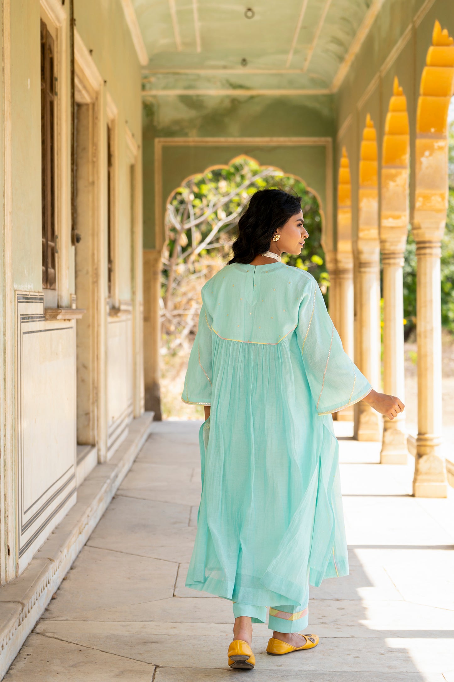 Light blue Mul Chanderi Kurta Set with Flower Motif Yoke