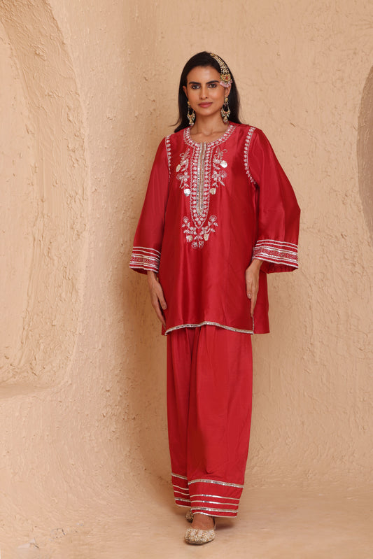 Straight short length shirt with Farsi salwar